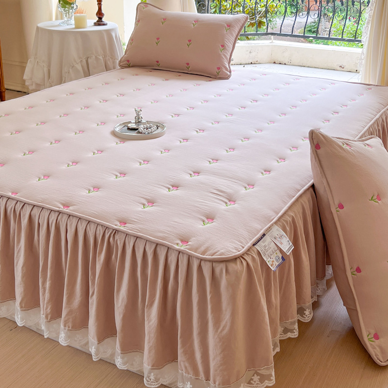 Embroidery Quilt Cover - Engrossar conjunto de saia de cama
