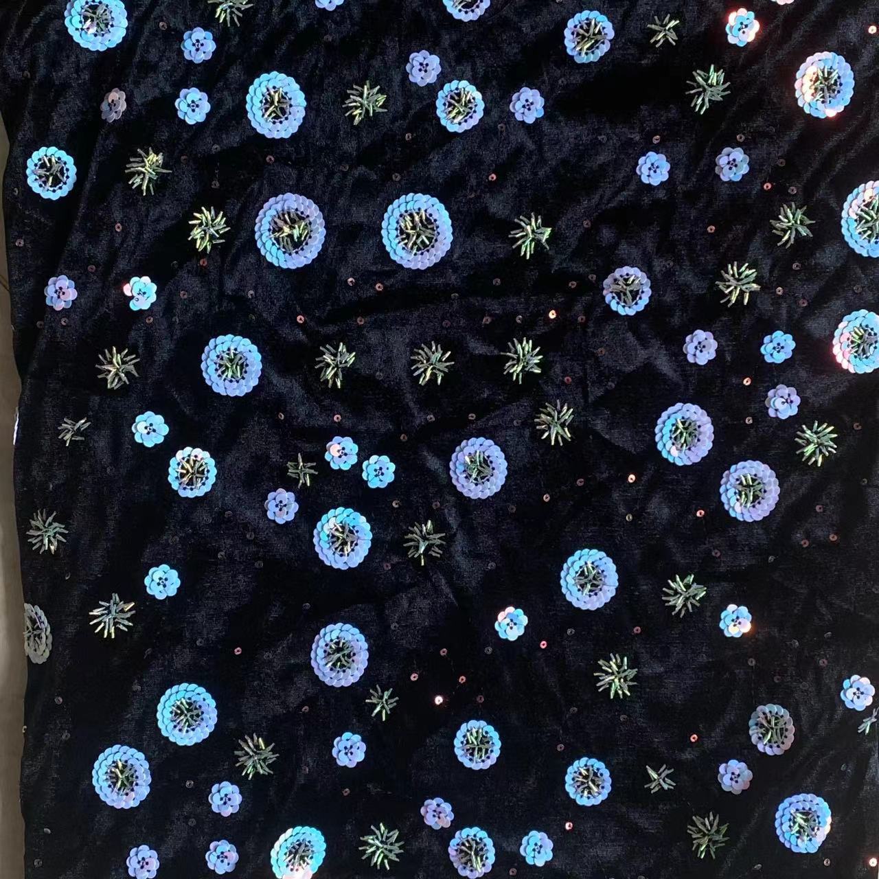Rollos de veludo, tubos de con - Velvet Fabric Embroidery avaliação e preço