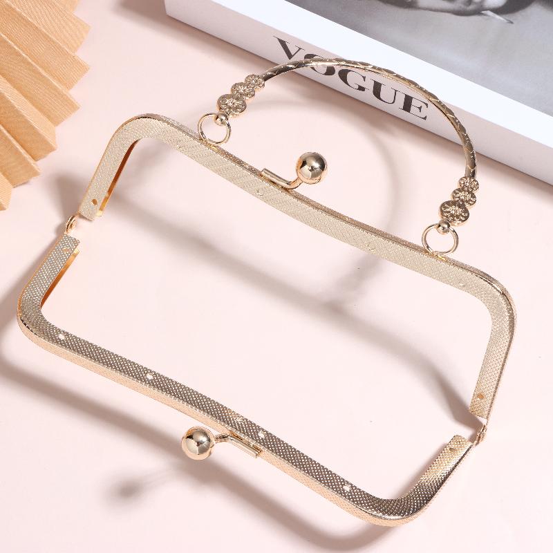 Nova Armação de Metal para Bol - Embroidery Wallet avaliação e preço
