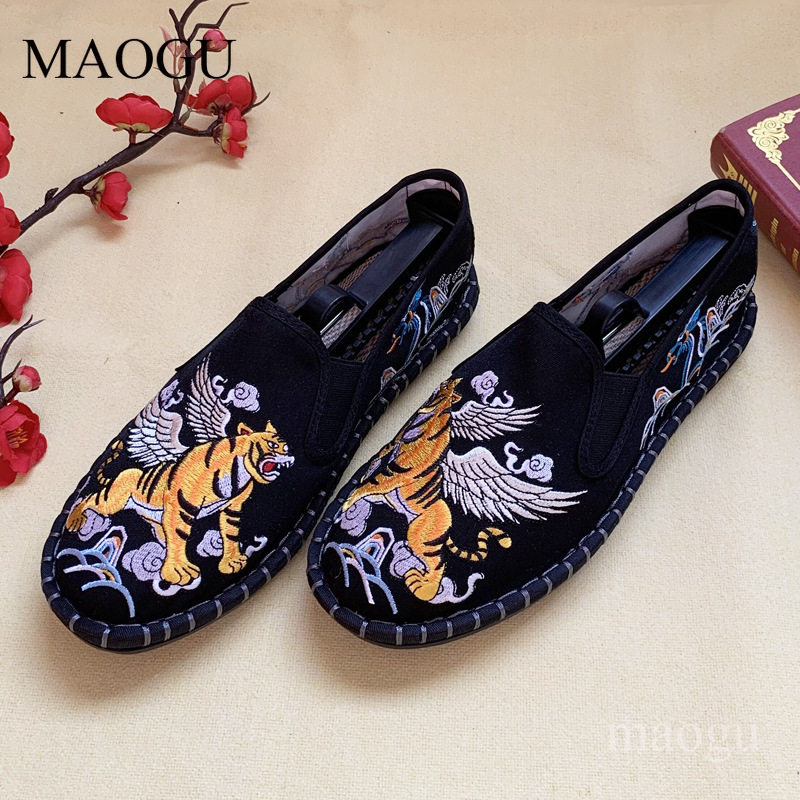 Sapatos Slip-On Unissex Estilo - Embroidery Pattern avaliação e preço